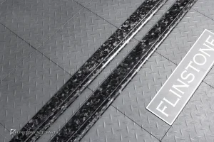 สเกิร์ตข้าง Forged Carbon สำหรับ AUDI RS7 ทรง Future Design