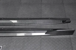 สเกิร์ตข้าง Carbon fiber สำหรับ BMW X5 G05 ทรง GTs งานเพียว