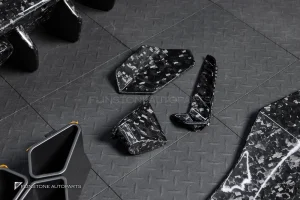 ชุดท้าย FORGED CARBON LAMBORGHINI URUS ทรง MANSORY
