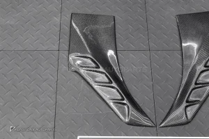 ช่องลมข้าง Carbon fiber สำหรับ BMW X6 G06 ทรง Larte design