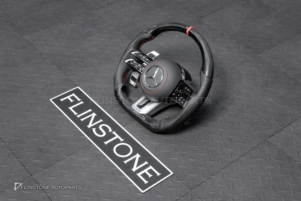 พวงมาลัย Carbon fier พร้อม Airbag สำหรับ W207 E-Class coupe หนังดำ ด้ายแดงกรอบสี ดำ-เงิน