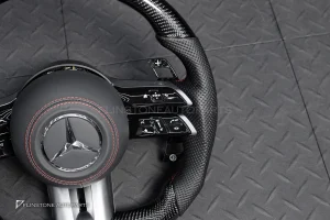 พวงมาลัย Carbon fier พร้อม Airbag สำหรับ W207 E-Class coupe หนังดำ ด้ายแดงกรอบสี ดำ-เงิน