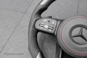 พวงมาลัย พร้อม Airbag Carbon fiber แบบด้าน สำหรับ W166 GLE-Class หนังดำด้ายแดง