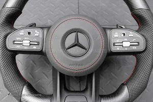 พวงมาลัย พร้อม Airbag Carbon fiber แบบด้าน สำหรับ W166 GLE-Class หนังดำด้ายแดง