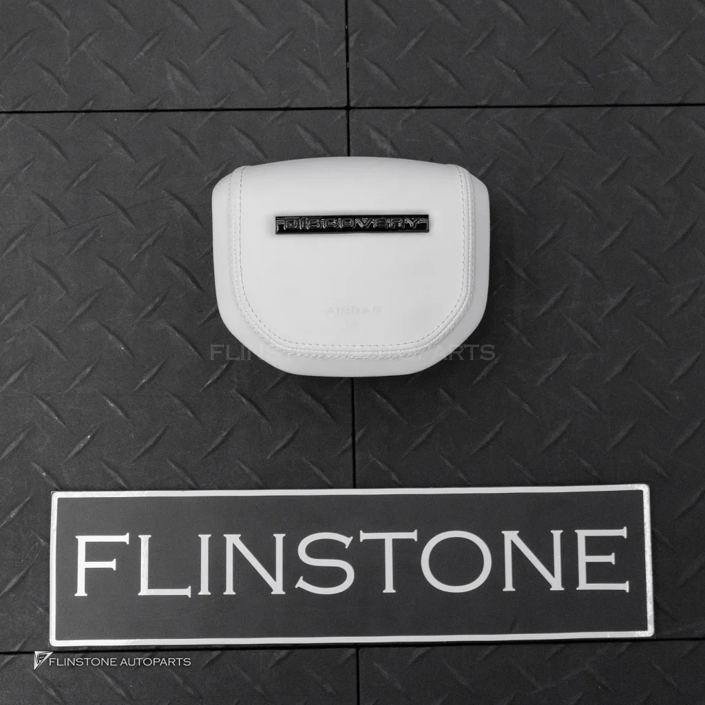 Air bag สำหรับ Land Rover Defender 110 หนังสีขาว ด้ายสีขาว โลโก้สีดำเงา