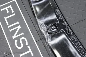 ลิ้นหน้า สำหรับ Mercedes Benz W118 CLA-Class ทรง Maxton design สีดำเงา