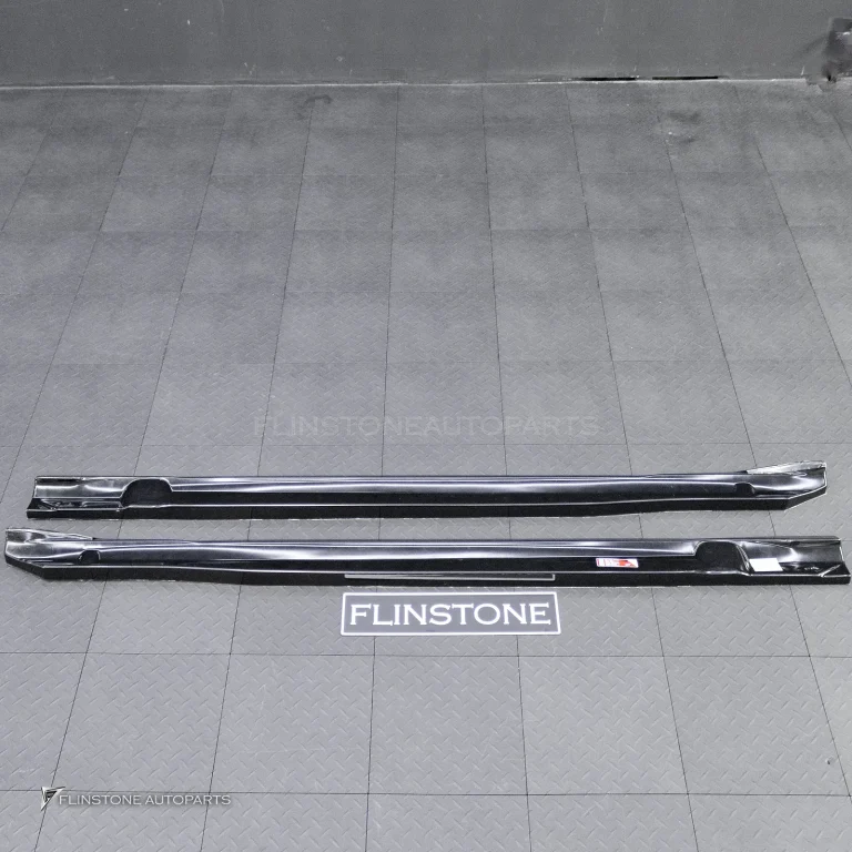 侧裙，适用于 Mercedes Benz C236 CLE-Class 款式 Maxton design 亮黑色