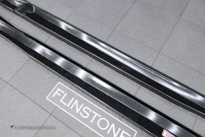 สเกิร์ตข้าง สำหรับ Mercedes Benz C236 CLE-Class ทรง Maxton design สีดำเงา