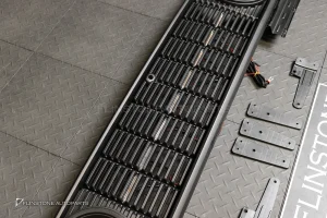 กระจังหน้า พร้อม ไฟLED สำหรับ GMW Tank300 ทรง Sport ตาข่าย สีดำด้าน