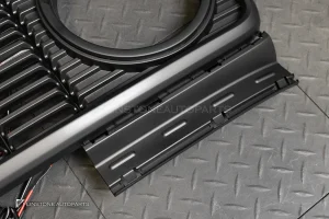 กระจังหน้า พร้อม ไฟLED สำหรับ GMW Tank300 ทรง Sport ตาข่าย สีดำด้าน