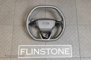 พวงมาลัย พร้อม Airbag สำหรับ Audi Q6 E-Tron หนังสีดำ ด้ายสีขาว