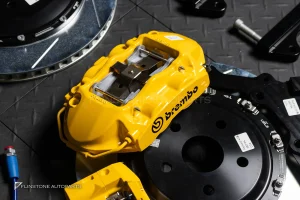 ชุดเบรค BREMBO GT 6P + 4P TOYOTA ALPHARD 40 สีเหลือง