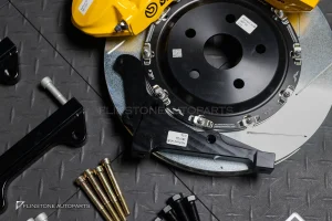 ชุดเบรค BREMBO GT 6P + 4P TOYOTA ALPHARD 40 สีเหลือง
