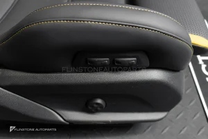 เบาะ AMG Seat ฝั่งคนขับ สำหรับ Mercedes Benz หนังสีดำ – สีเหลือง