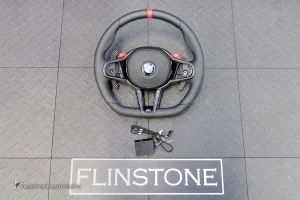 พวงมาลัย พร้อม Airbag พร้อมปุ่ม M1 M2 สำหรับ BMW X6 G06 LCI หนังดำ ด้าย3สี กรอบ Carbon fiber