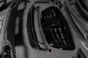 ชุดเปลี่ยนโฉม W222 S-Class ทรง S65 AMG Facelift Night Edition