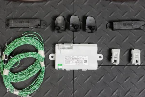 ชุด Keyless สำหรับ W205 C-Class มือจับสีน้ำตาล