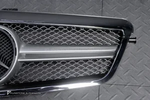 กระจังหน้าพร้อมดาวหลุม สำหรับ W212 E-Class E63 AMG สีดำ-โครเมี่ยม