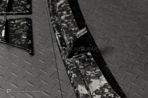 ลิ้นหน้า Fored Carbon สำหรับ Audi RS7 ทรง GTS