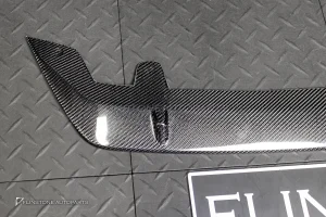 ลิ้นกลาง Carbon Fiber สำหรับ BMW M5 F90 LCI ทรง M Performance