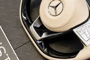พวงมาลัย พร้อม Airbag สำหรับ W222 S-Class หนังสีครีม ด้ายสีครีม