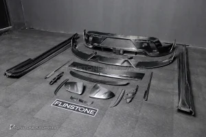 ชุดแต่งรอบคัน Carbon Fiber สำหรับ Porsche Taycan ทรง Mansory