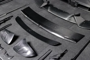 ชุดแต่งรอบคัน Carbon Fiber สำหรับ Porsche Taycan ทรง Mansory