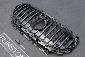 กระจังหน้า สำหรับ W214 E-Class ทรง GT สีดำด้าน