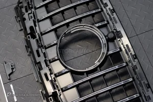 กระจังหน้า สำหรับ W214 E-Class ทรง GT สีดำด้าน