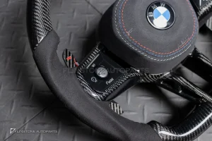 พวงมาลัย พร้อม Airbag สำหรับ BMW G70 Sereis 7 หนัง Alcantara ดำ ด้