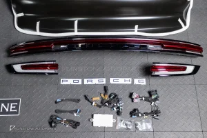 ชุดแปลงท้าย Porsche Cayenne Coupe E3 9Y0.1 เป็น E3.2 9Y0.2 พร้อมไฟท้ายสีแดง