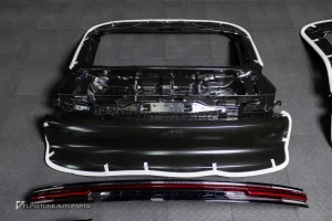 ชุดแปลงท้าย Porsche Cayenne Coupe E3 9Y0.1 เป็น E3.2 9Y0.2 พร้อมไฟท้ายสีแดง