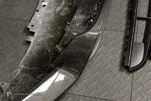 ลิ้นหน้า Carbon Fiber Porsche Cayenne E3.2 9Y0.2 ทรง USUS Autoclave V.2