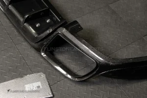 ดิฟฟิวเซอร์ท้าย Carbon Fiber Porsche Cayenne E3.2 9Y0.2 ทรง USUS Autoclave V.1