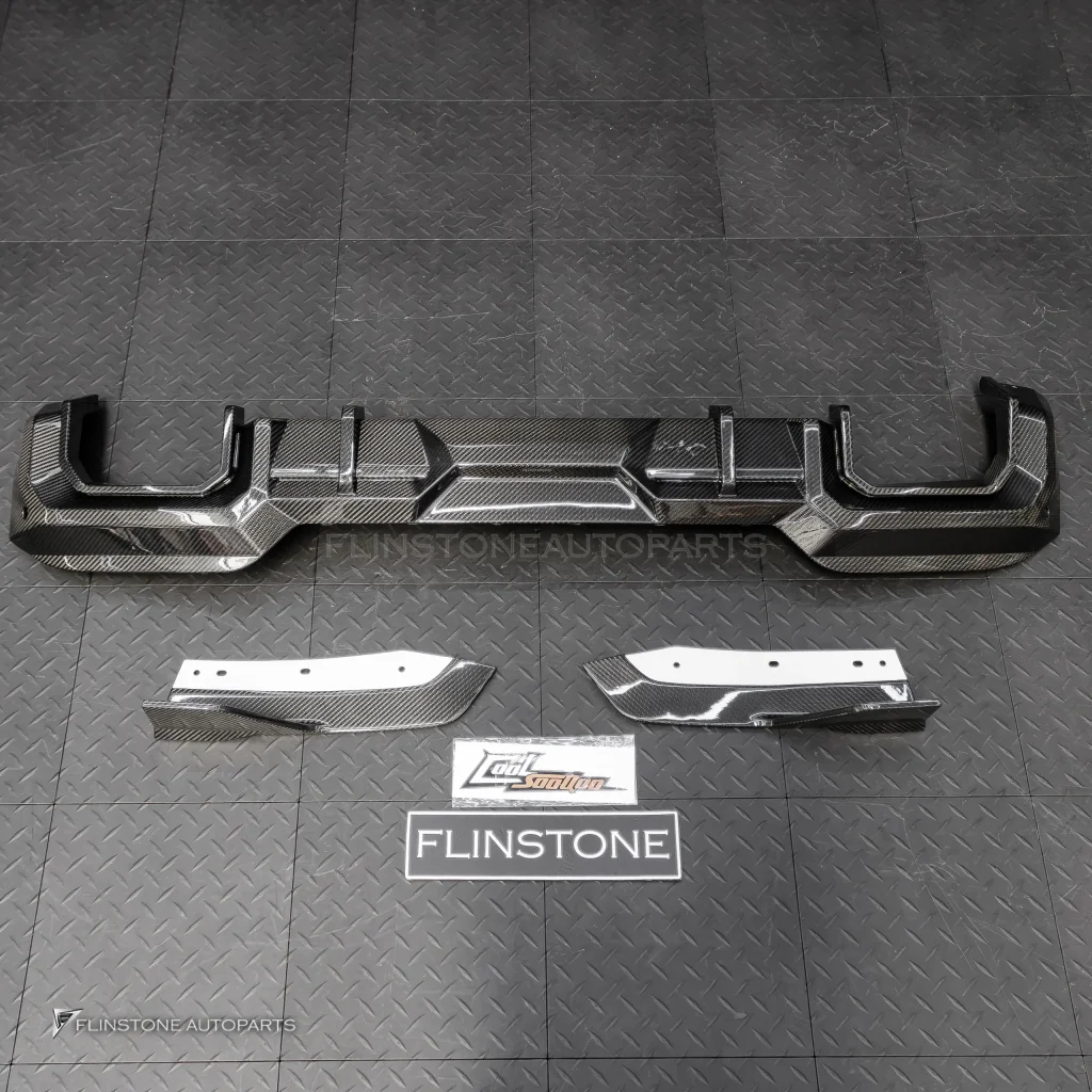 ดิฟฟิวเซอร์พร้อมคาร์นาดดิฟซ้ายขวา Carbon fiber สำหรับ BMW X3 G01 LCI ทรง SOOQOO