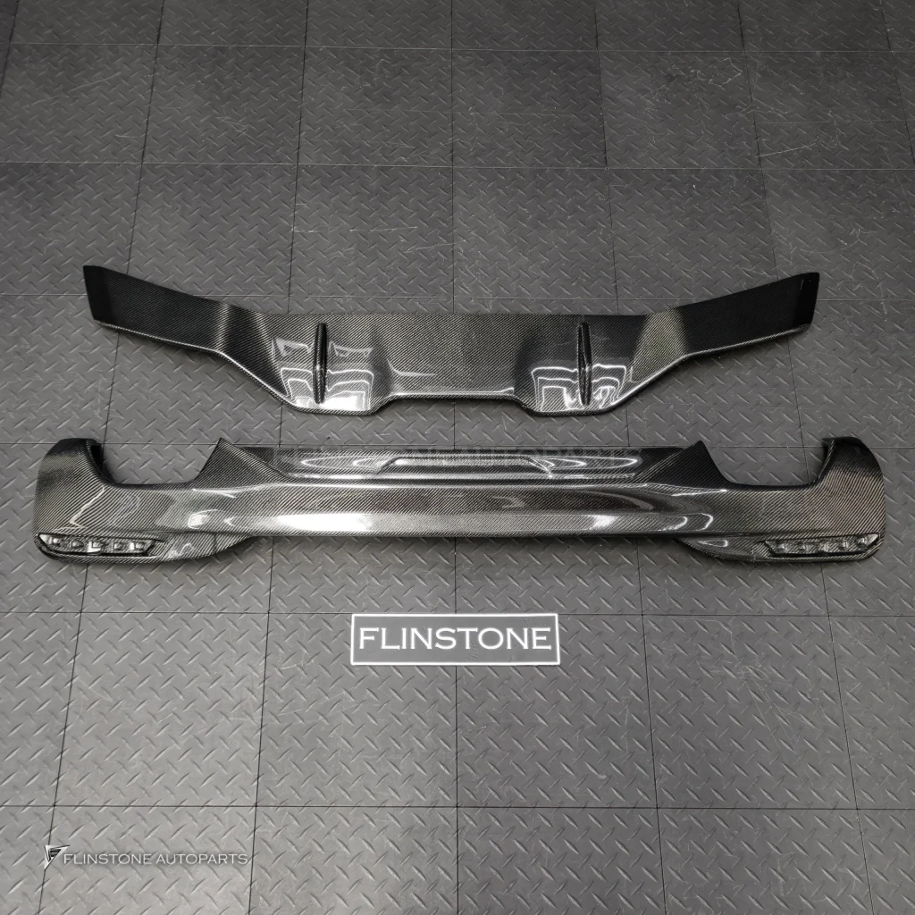 后扩散器 Carbon Fiber，适用于 BMW G30 Series 5 Lci 款式 M performance