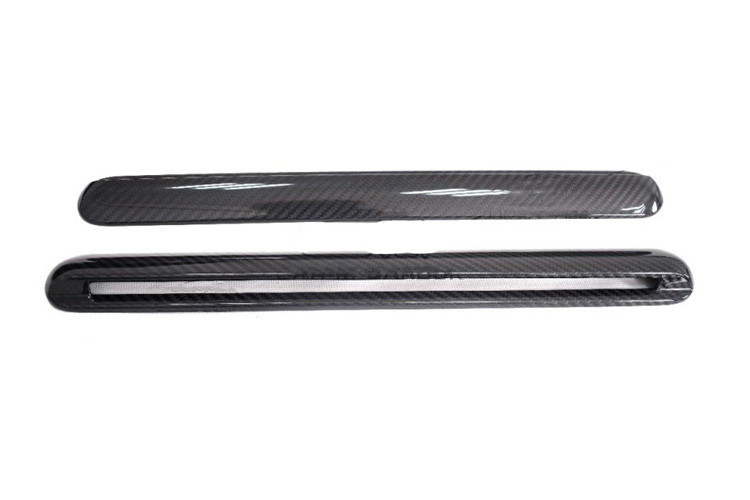 คิ้วกระจกหลัง เสา D Dry Carbon W464 G-Class