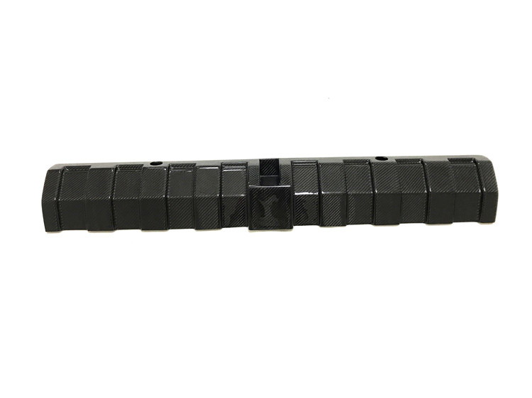 แผ่นกลางกันชนท้าย Dry Carbon W463 G-Class