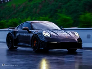 ฝากระโปรงหน้าคาร์บอนไฟเบอร์ Porsche 992 Turbo S PAKTECHZ (PT0023-3)