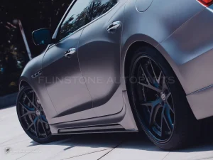 สเกิร์ตข้างคาร์บอนไฟเบอร์ Maserati Ghibli PAKTECHZ (PT0002-2)