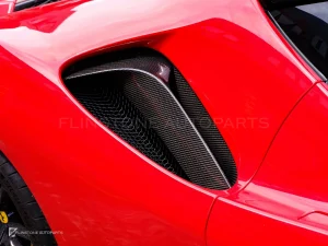 ช่องดักลมข้างคาร์บอนไฟเบอร์ ทรง OEM Ferrari SF90 AUBU