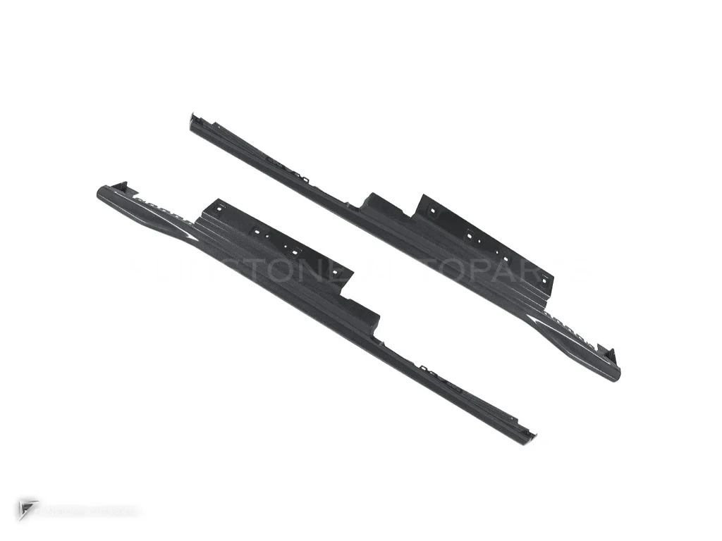 Carbon Fibre Side Skirts style OEM Ferrari 812 AUBU
