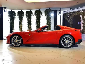สเกิร์ตข้างคาร์บอนไฟเบอร์ ทรง OEM Ferrari 812 AUBU
