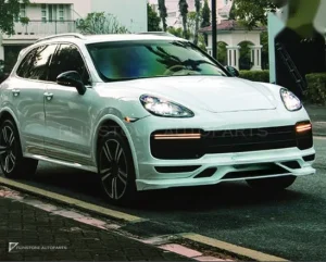 ชุดกันชนหน้า + ไฟหน้า Matrix PORSCHE Cayenne 958.1 ปี 11-14 แปลงโฉมรุ่นเก่าเป็นรุ่นใหม่ ทรง Turbo + TKT สไตล์ปี 23 by KM