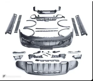 ชุดแต่งรอบคัน PORSCHE Cayenne 958.2 ปี 15-17 อัพเกรดรุ่นล่างเป็นรุ่นท็อป ทรง Turbo + GTS by KM
