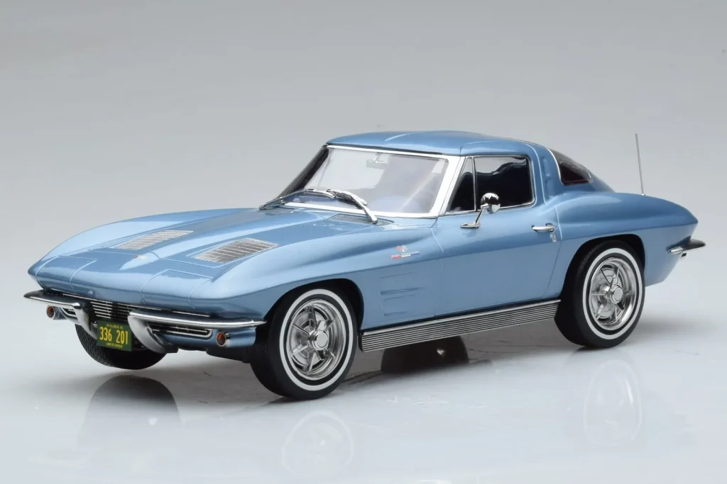 车型 1:18 Chevrolet Corvette C2 Sting Ray 蓝色 Norev