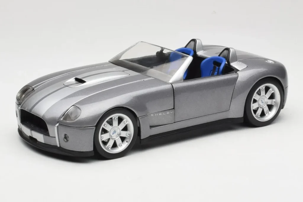 โมเดลรถ 1:18 Shelby Cobra Cabriolet สีเทาเมทัลลิก Hot Wheels (มือสอง)