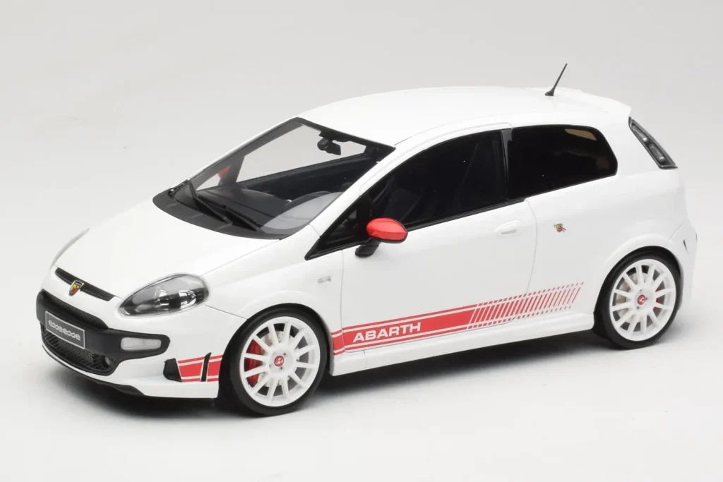 โมเดลรถ 1:18 Abarth Punto 199 Esseesse สีขาว Otto