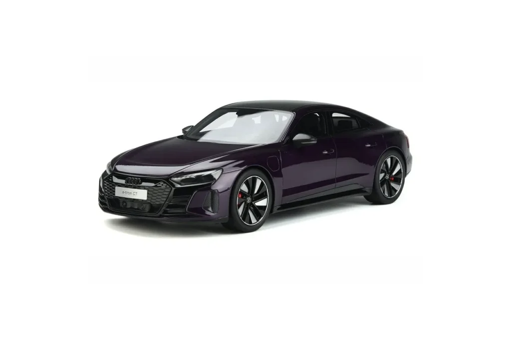 Model 1:18 Audi RS e-tron GT GT Spirit