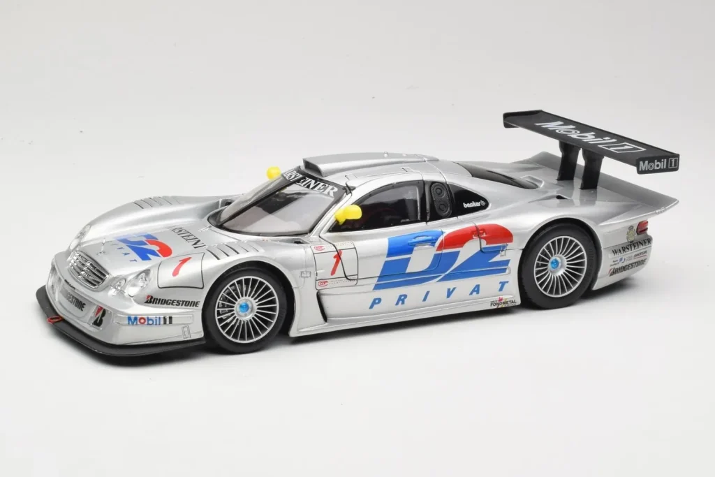 โมเดลรถ 1:18 Mercedes CLK LM GT1 #1 AMG Mercedes K. Ludwig / R. Zonta FIA GT Championship ปี 1998 Maisto (มือสอง)